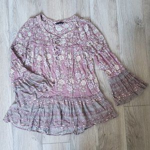 Vintage pattern bell-sleeve top